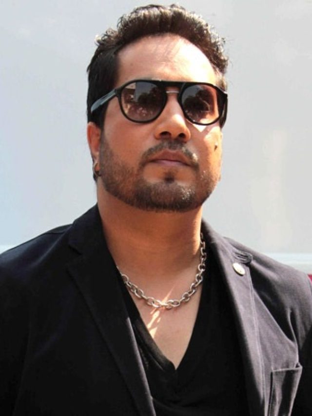 14_51_559958725mika-singh-3
