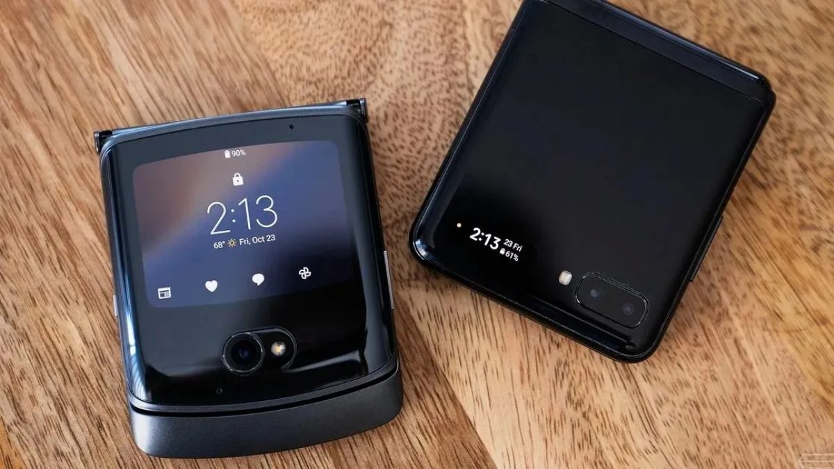 Motorola Foldable Smartphone(2)