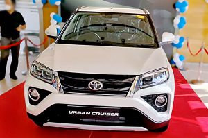 The new Toyota Urban Cruiser Harrier is available in 11 color