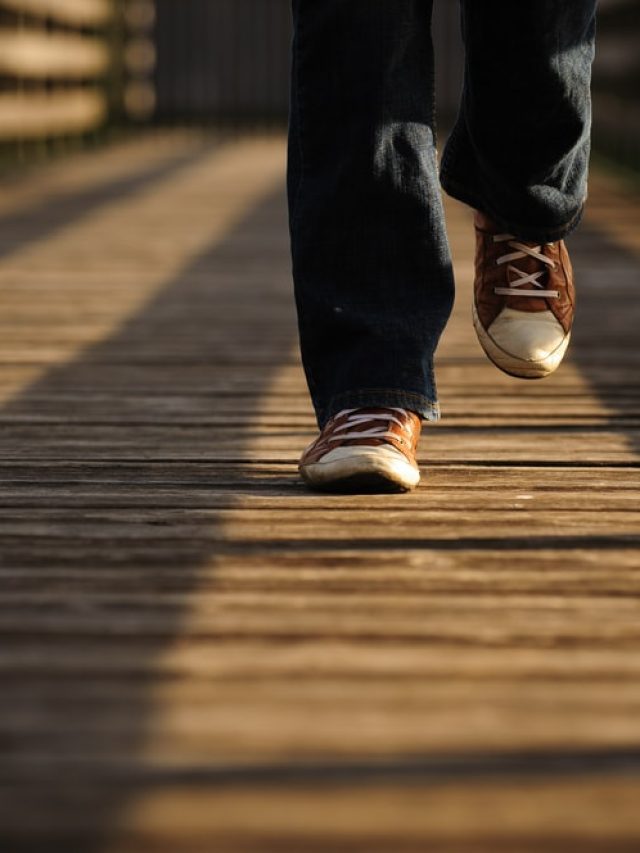 photo-1572015653901-313e493edc82