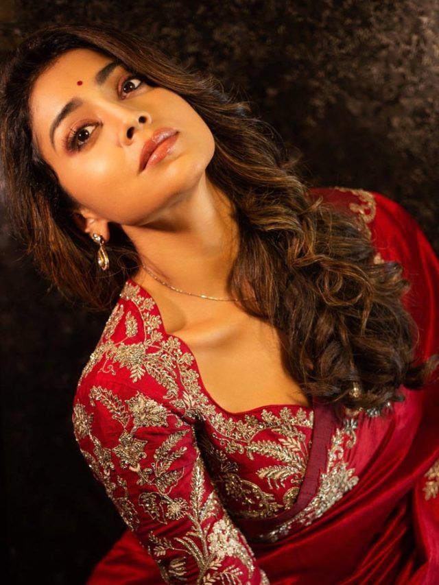 artist_726_shriya-saran-photos-images-76255