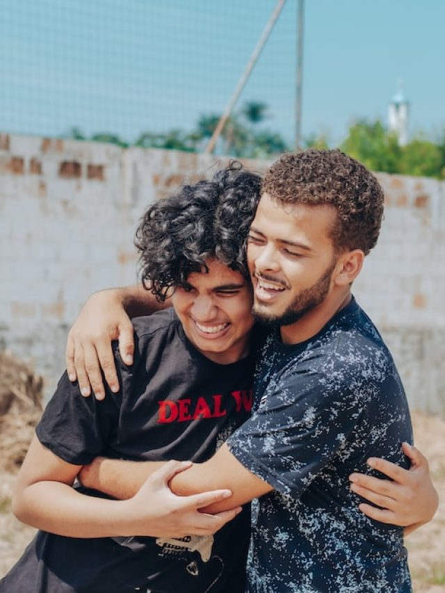 photo-1607102972563-4467f829ef60