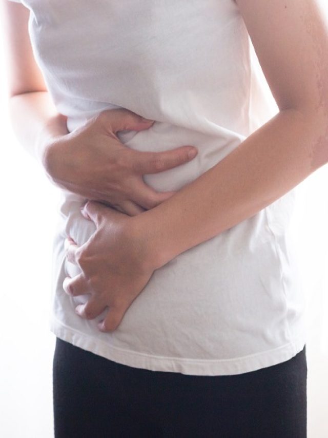 Woman has stomachache,stomachache