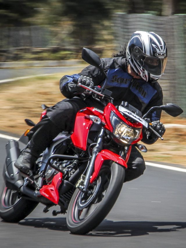 TVS-Apache-RTR-160-4V-Action-123723