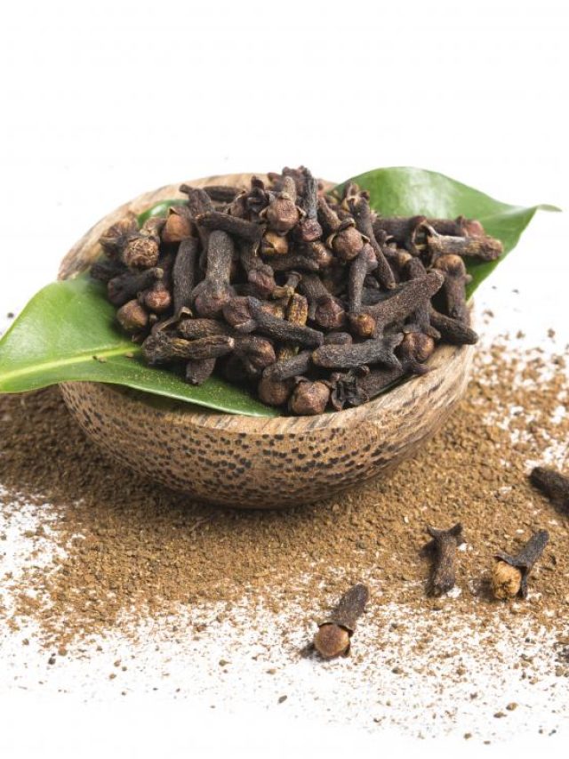 bowl-of-cloves