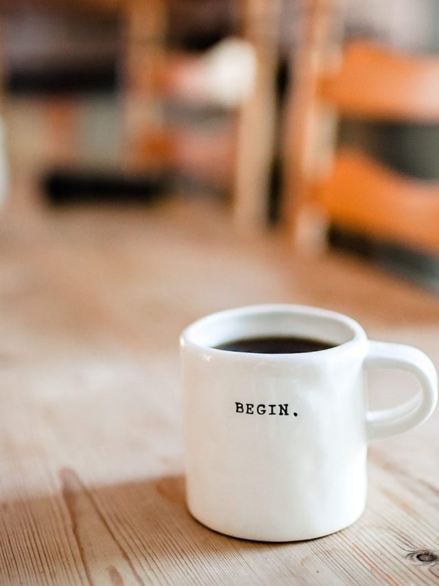 danielle-macinnes-IuLgi9PWETU-unsplash-scaled