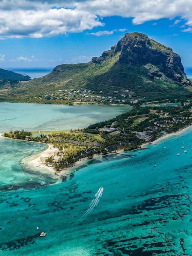 photo-1513415277900-a62401e19be4