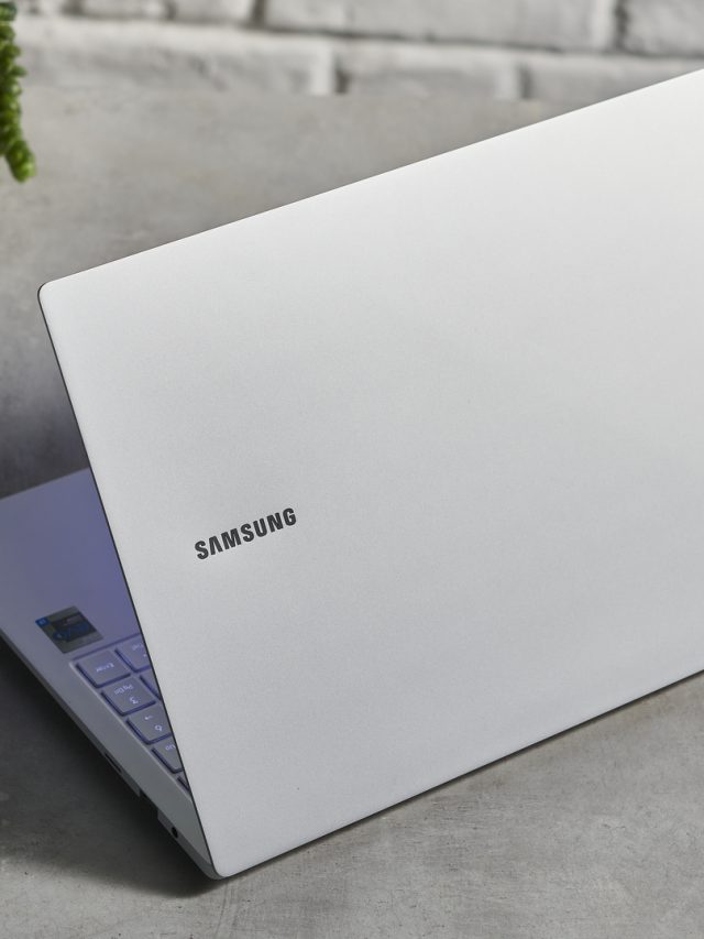 Samsung Galaxy Book Pro Laptop