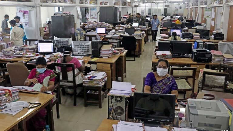 Government Employee News