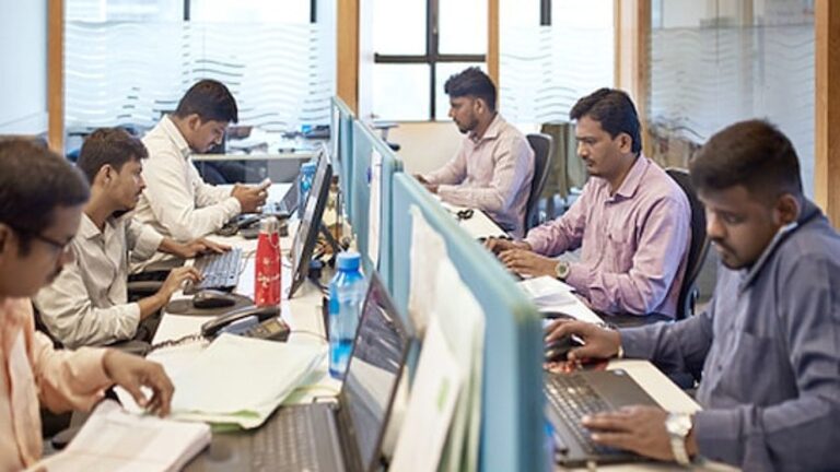 Government Employee News