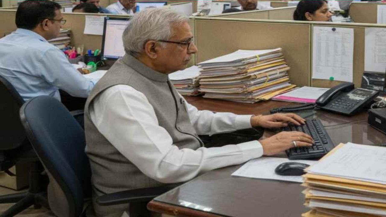 Government Employee News