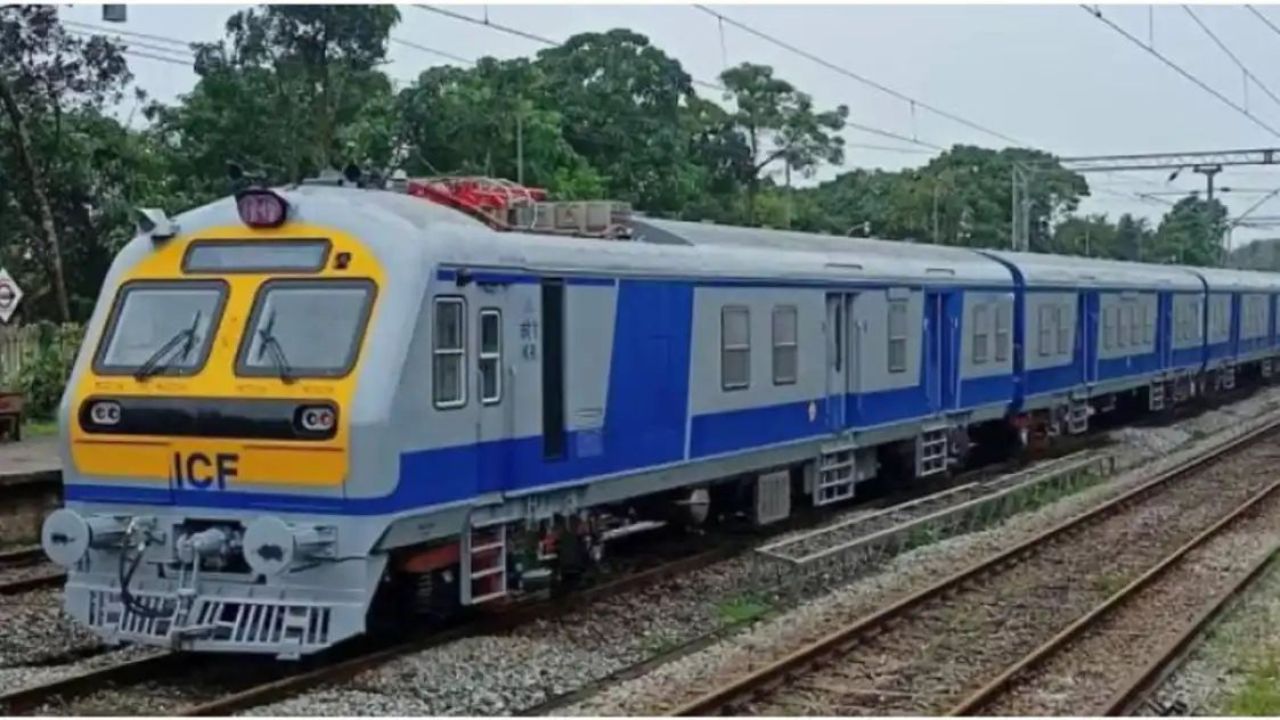 Bhusawal-Igatpuri MEMU Train